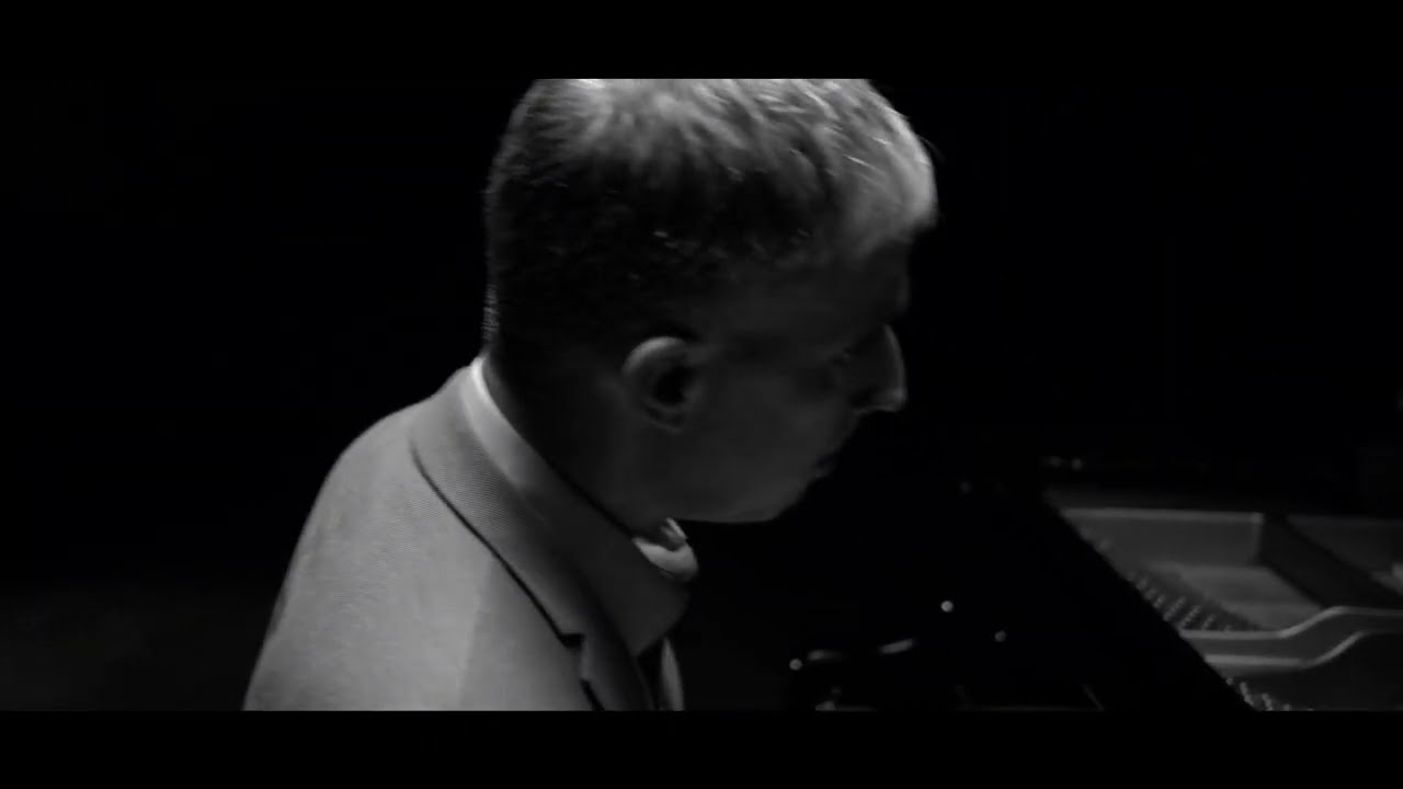 Beethoven: Piano Sonata No. 30 in E Major, Op. 109 Preview