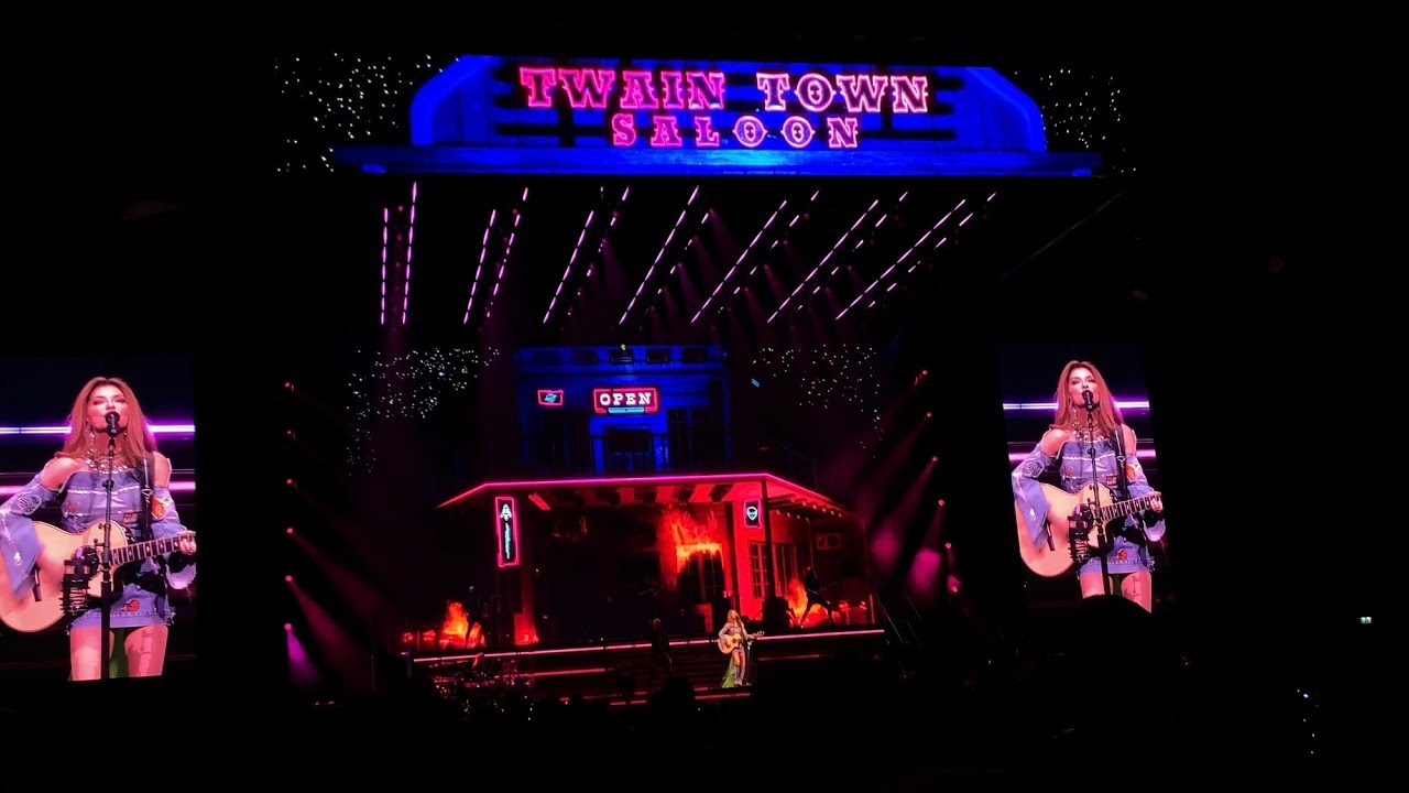 Shania Twain - Whose Bed Have Your Boots Been Under? (Live in Glasgow, Scotland)