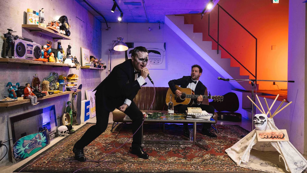 Bohnes from The Cab: DOG HOUSE STUDIO | MNC Live