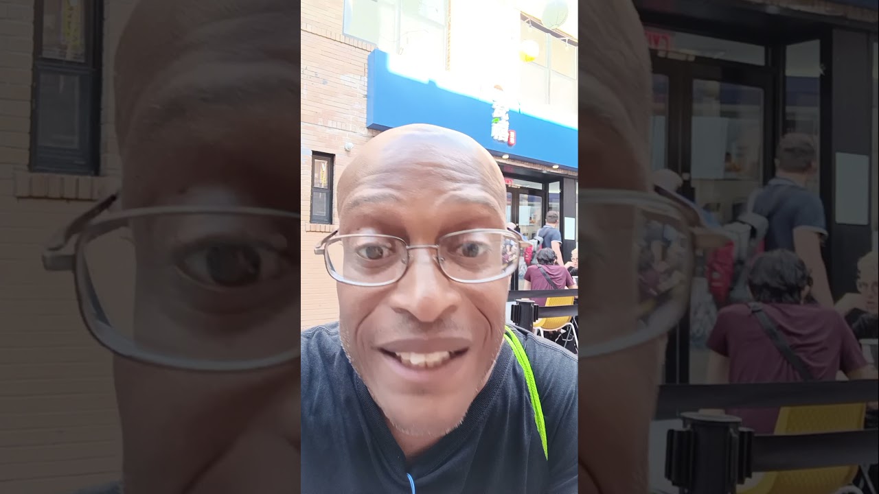 Is Chinese people racist against black skin 🤔