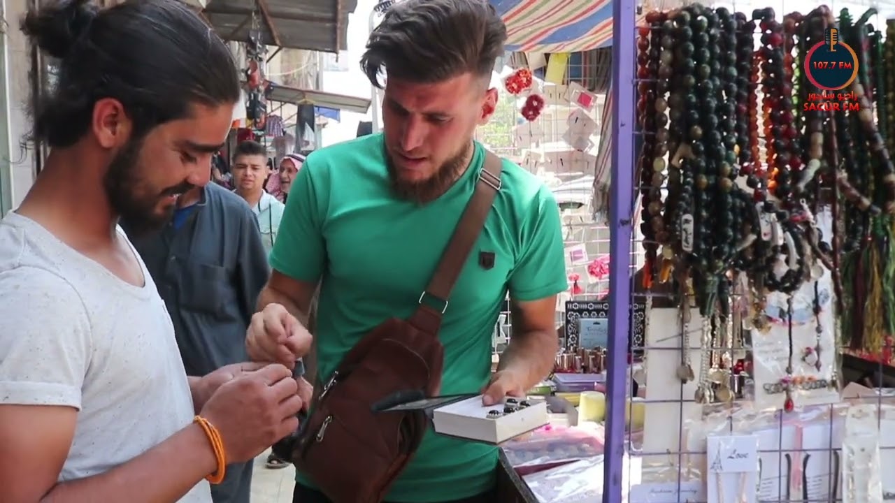 أهالي مدينة منبج يستقبلون عيد الأضحى ببهجة وسرور.