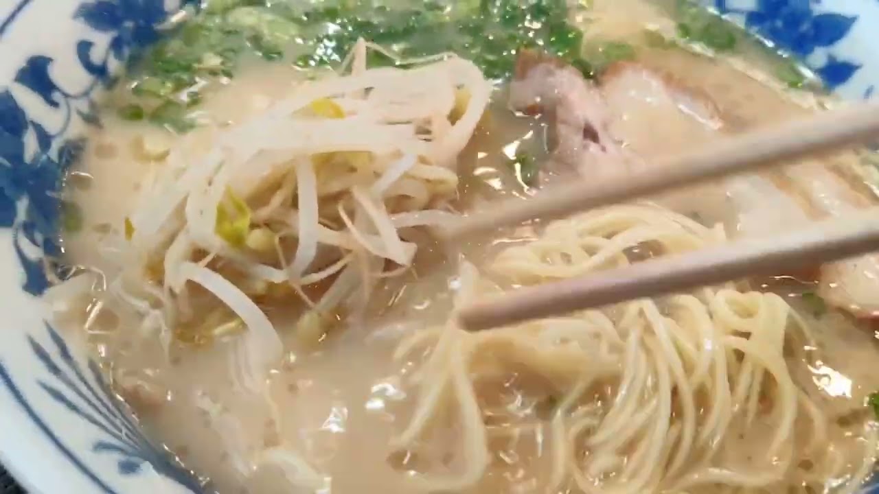 【日南市】酒谷の道の駅のとんこつラーメン650円と棚田うどん750円とおにぎり2個200円！PayPay可🙆新米でした！ #宮崎県 #宮崎ランチ #宮崎グルメ #棚田米 #日南ランチ #日南グルメ