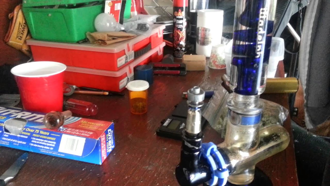 Half g dab.