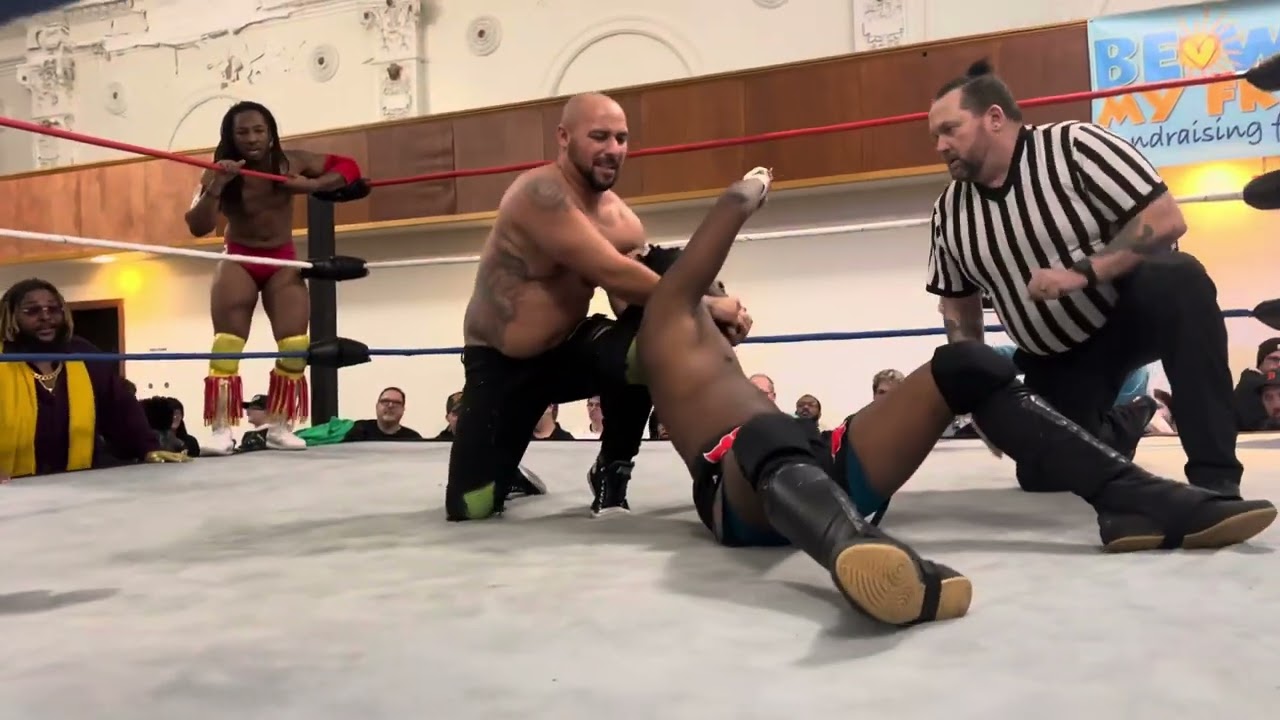 Nick Green/Roddy Suavino vs KJ Reynolds/Cleo Houston