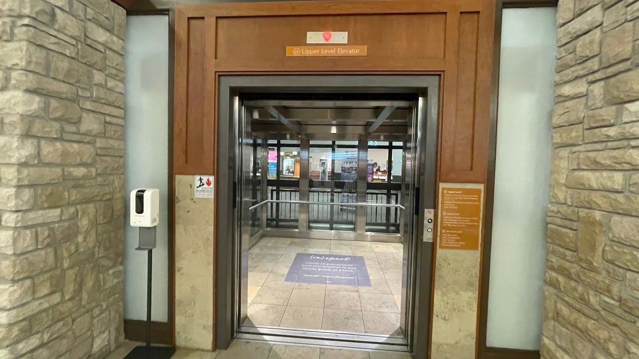 (Epic Motor) Montgomery Hydraulic Passenger Elevator @ The Eden Prairie Center in Eden Prairie, MN
