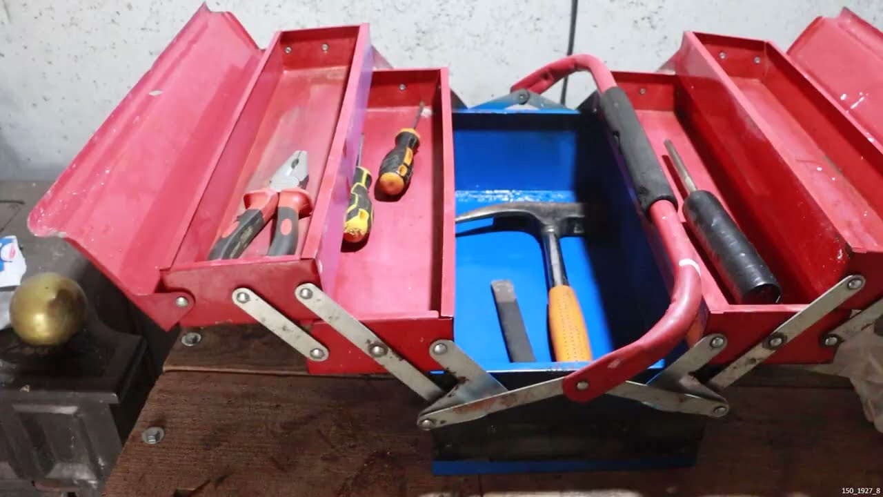 Saving an Old Tool Box from Rust