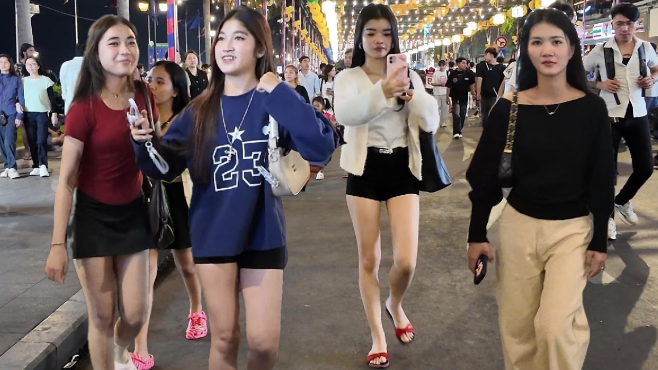 Cambodia 2026 - Explore Lively Sunday Vibes in Phnom Penh City, Phnom Penh Walk Street at Night