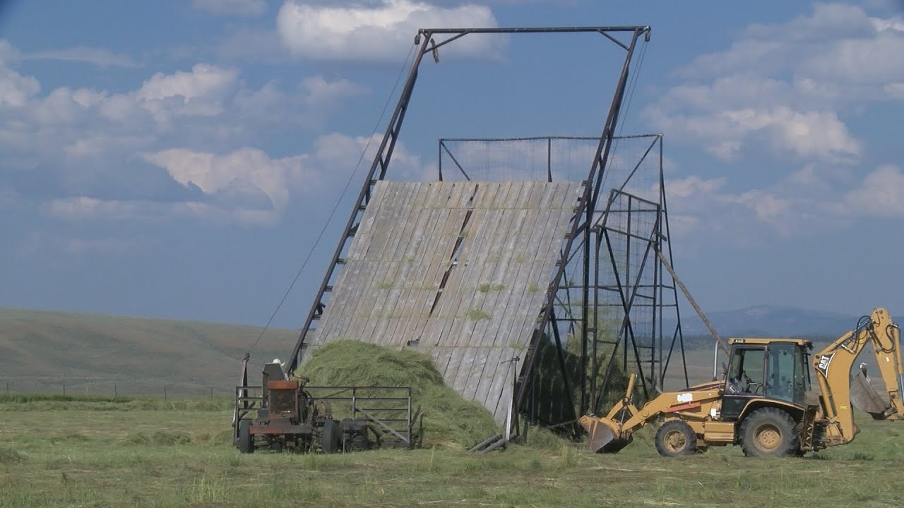 Buckrakes and Beaverslides, haying the old fashioned way in Wise River Part 1