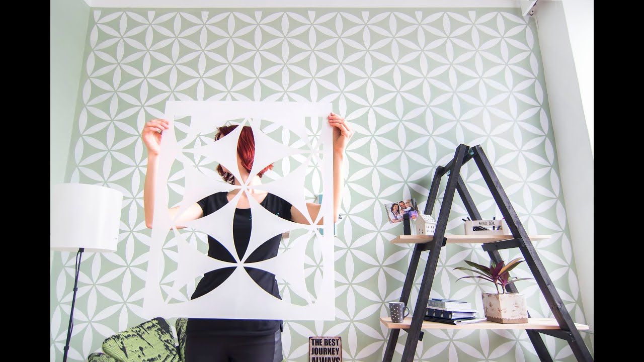 How to stencil a feature wall - Main technique - Part 1 [Stencilit®, your partner since 2013]