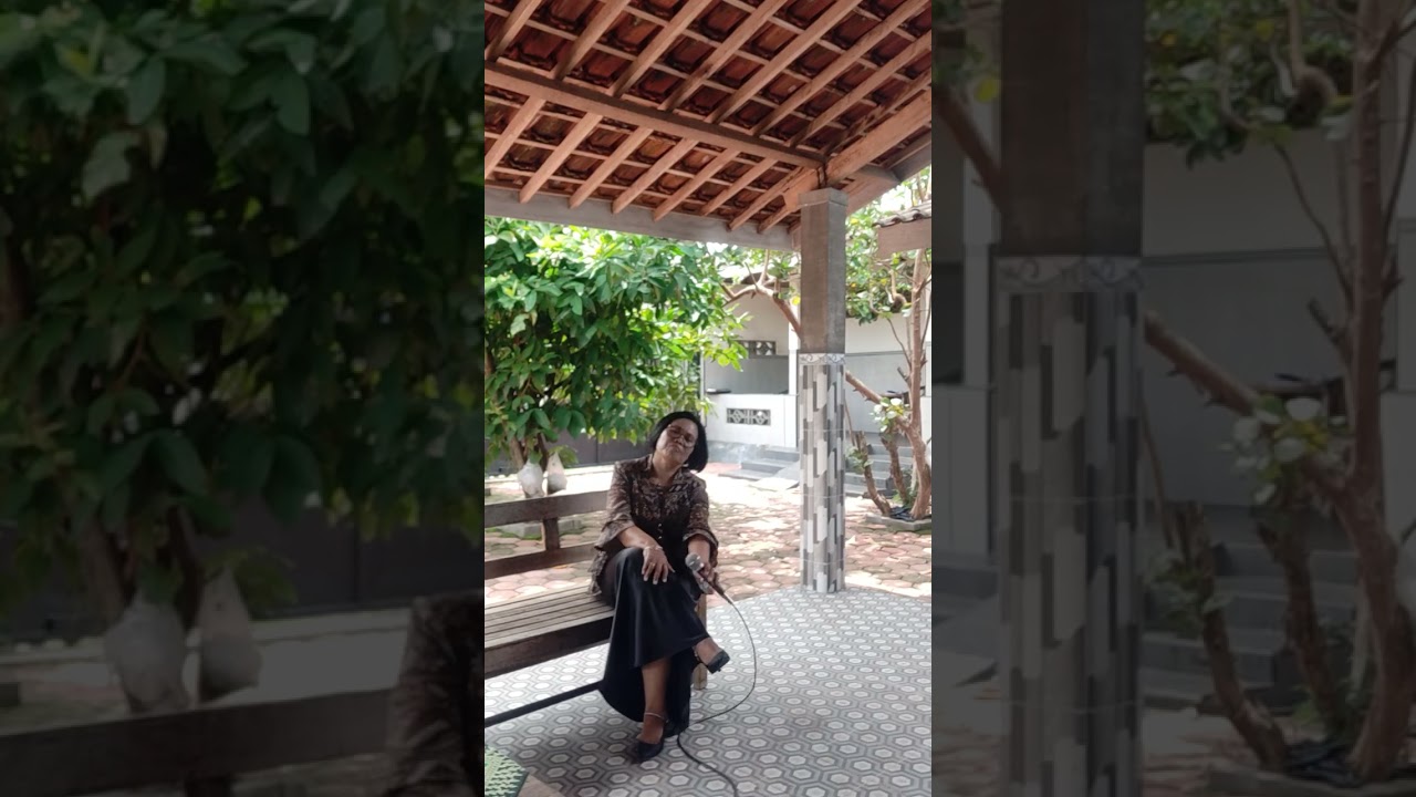 Tak Ingin Dimadu by Nia Daniaty ( covered )