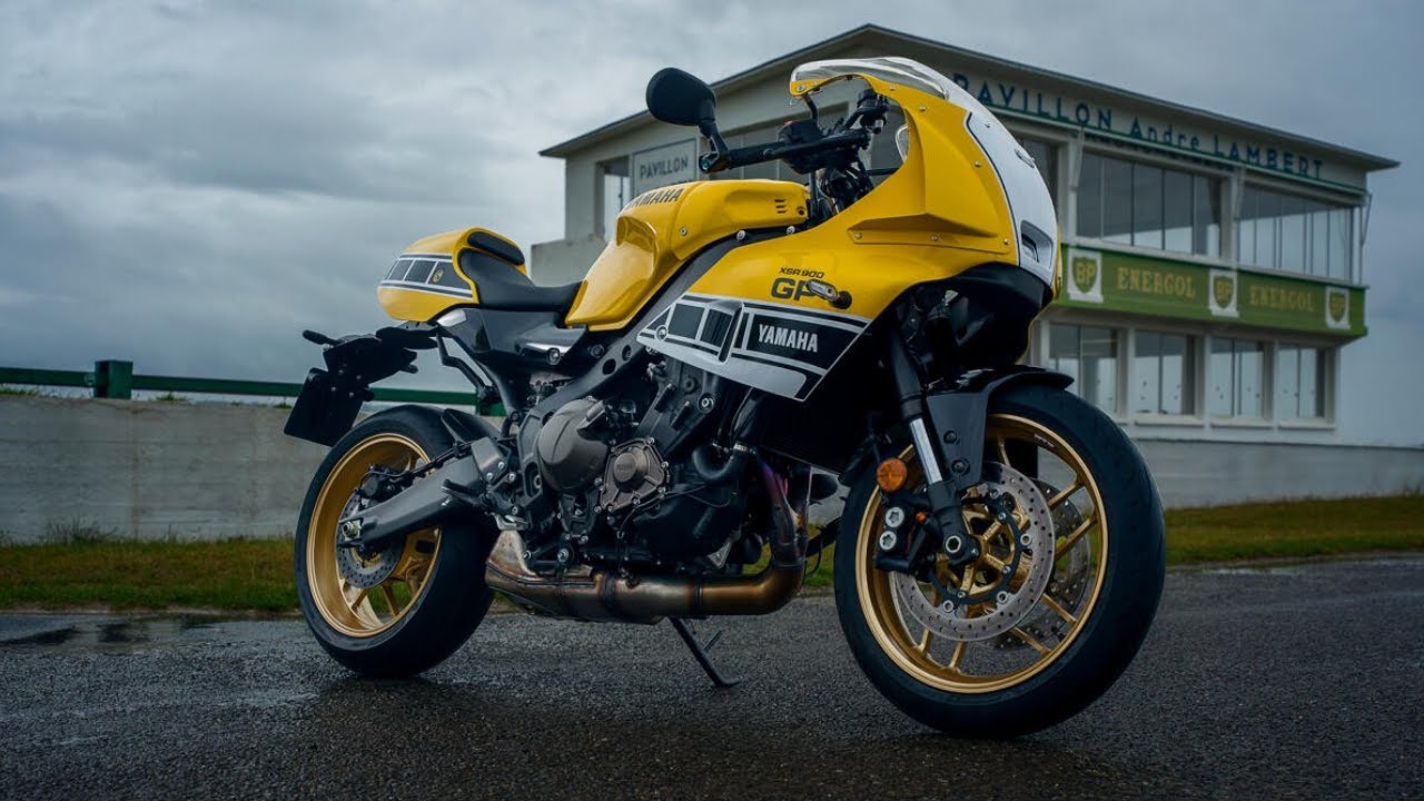 2026 Yamaha XSR900 GP &ndash; Hommage an King Kenny Roberts in Legend Yellow