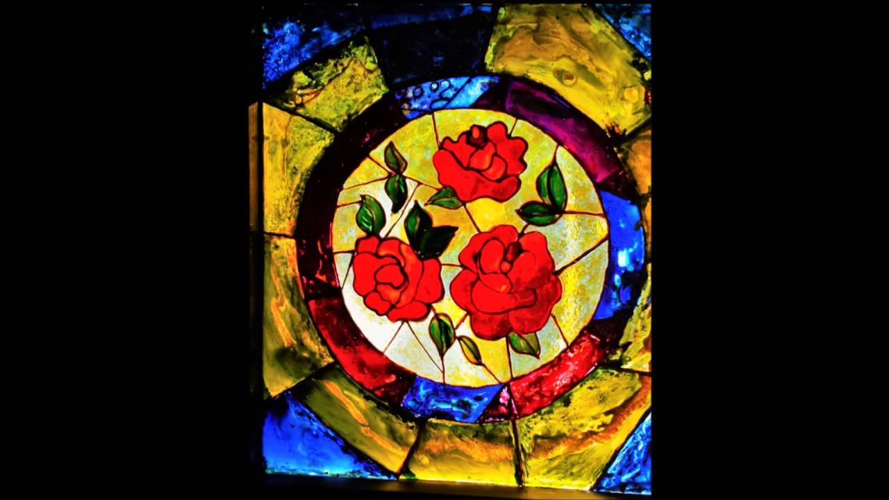 Come fare per dipingere e decorare con i colori per il vetro