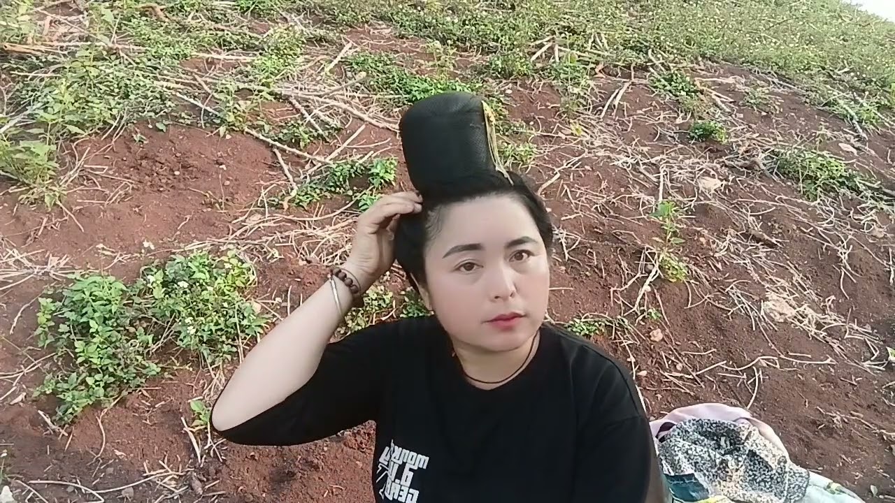 Ngọc hao pút hênh khắp đá lo Khiêm ha va vơ pẹ