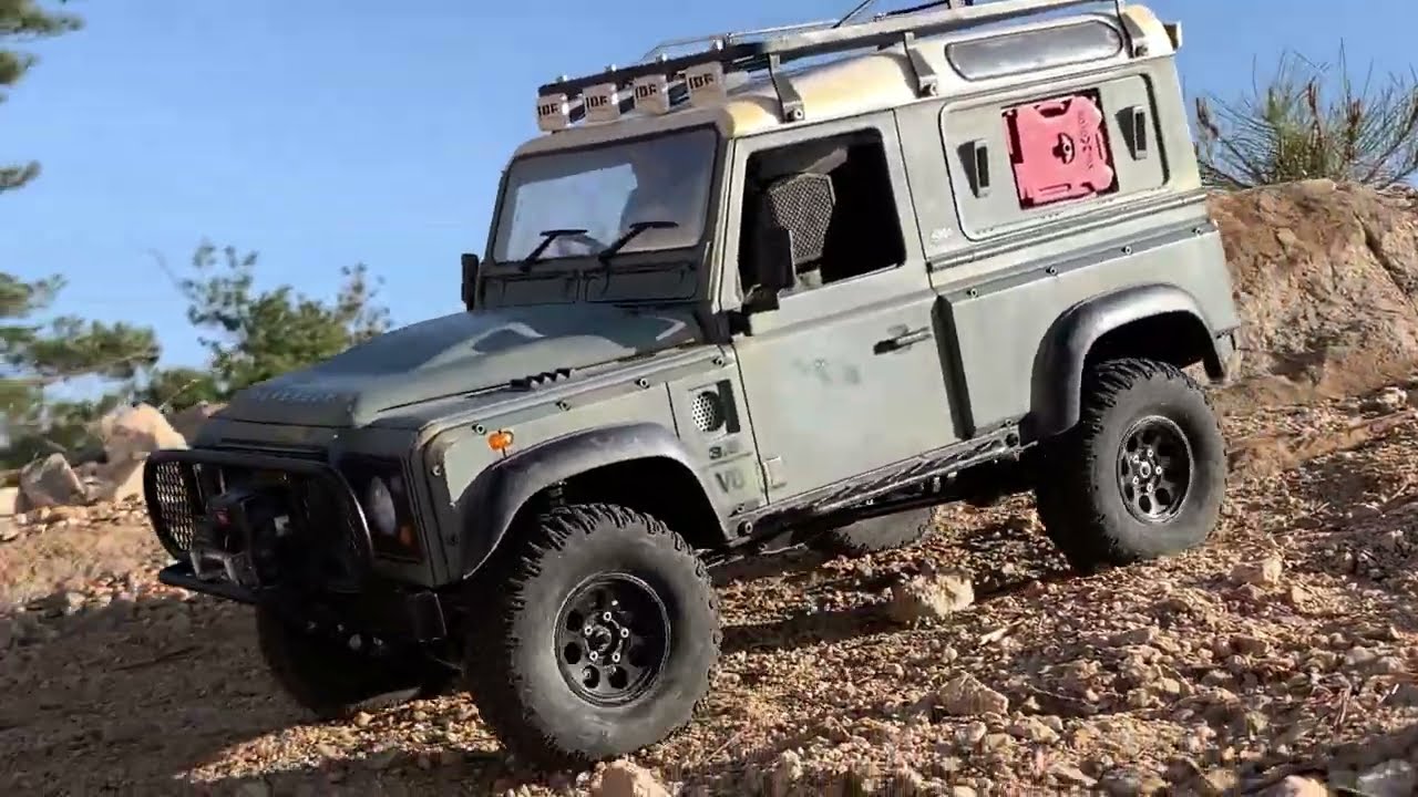 1/10 Scale RC : Custom hard body Defender(D90) KAHN Off-road Driving 27.