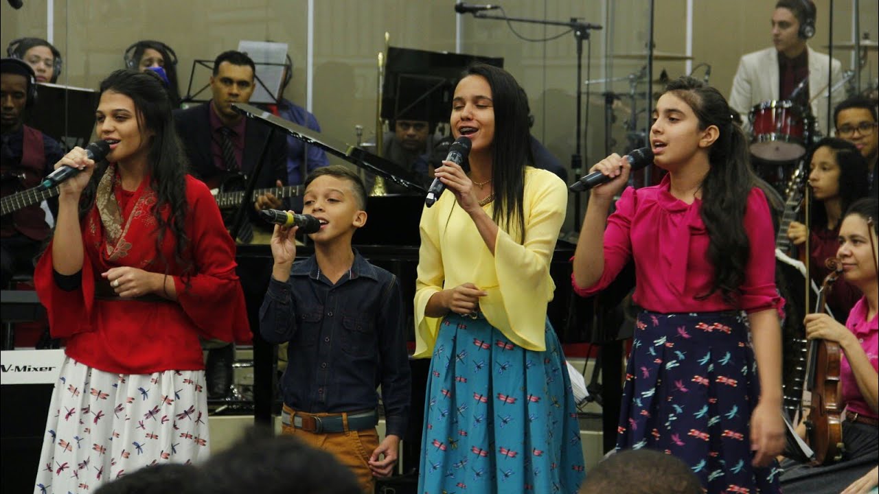 Chute Satanás Para Longe | Samuel, Jerusa, Manuella e Paula Lemos | Assim Está Escrito