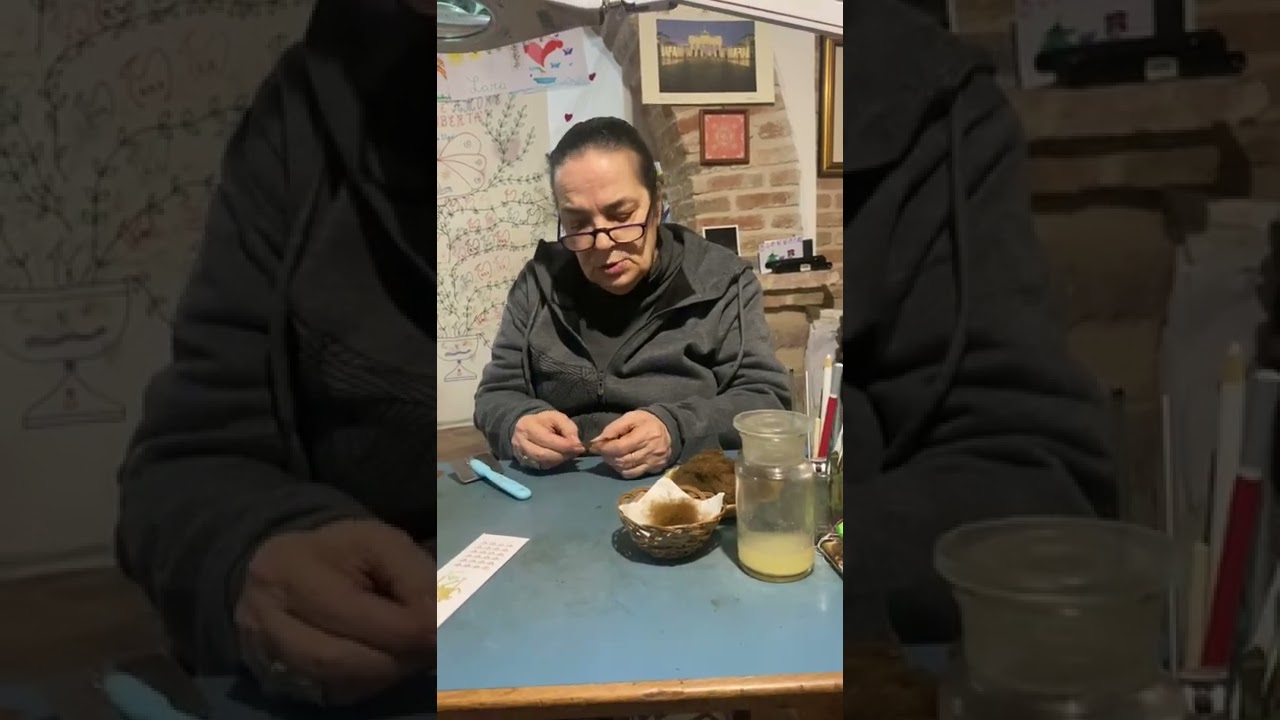 Chiara Vigo ed il bisso. Sant’Antioco, Sardegna