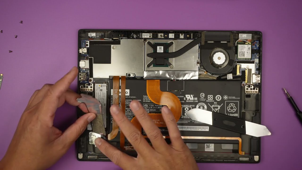 How I Fixed the Black Screen on IdeaPad Miix 720-12IKB!