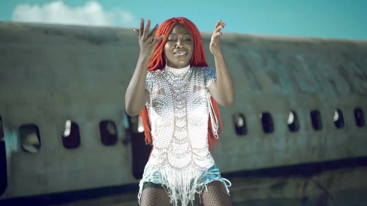 Aunty Rayzor - Nina (Official Video)