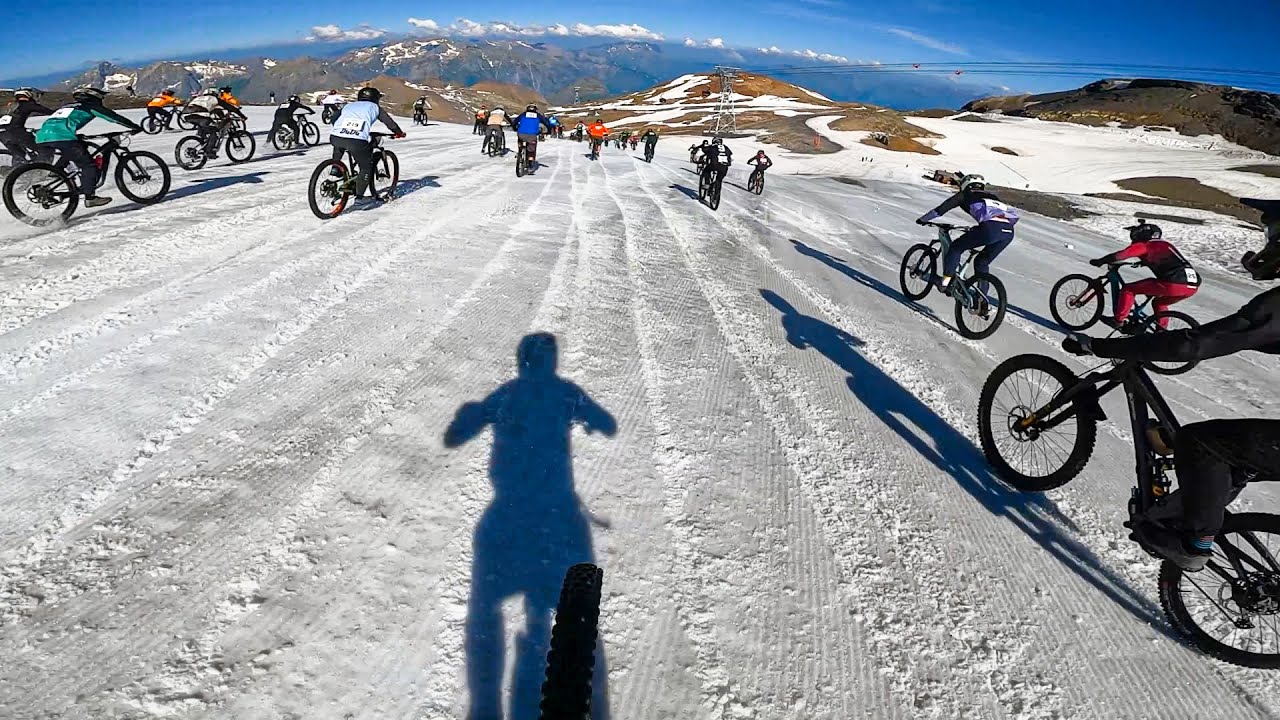 MOUNTAIN OF HELL 2025 ⚠️​ ¡+1000 Riders en Avalancha por un Glaciar! | CARRERA COMPLETA 4K