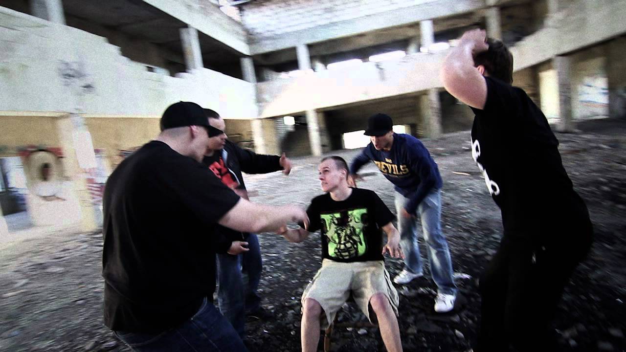 Kartel TONCRUBE - Paranoja vs. Outro