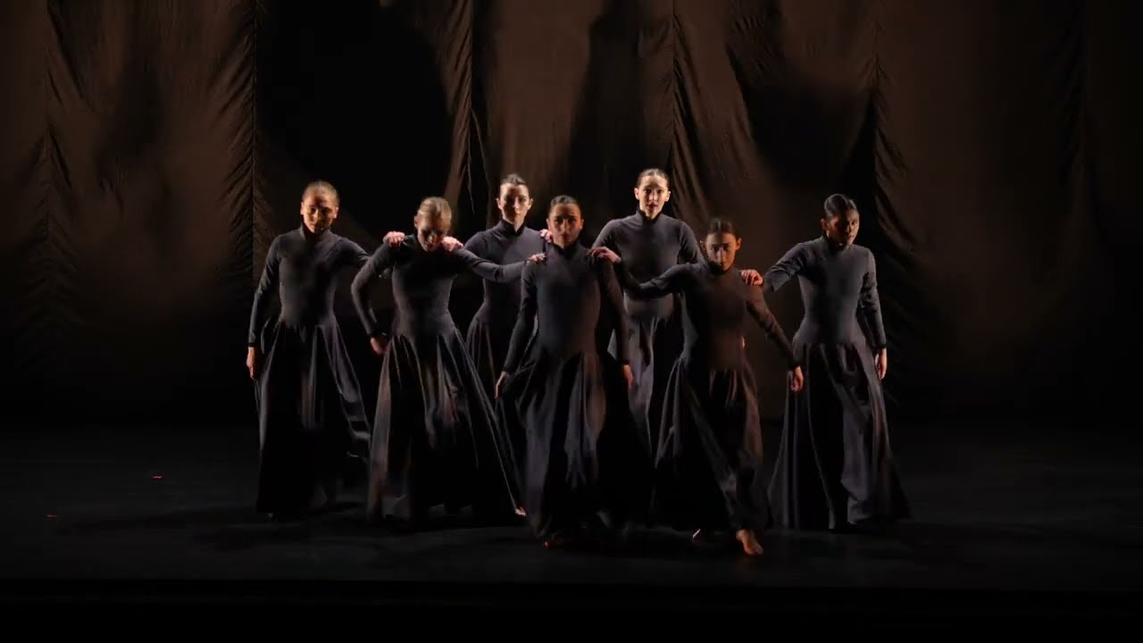 Huellas - University Dancers