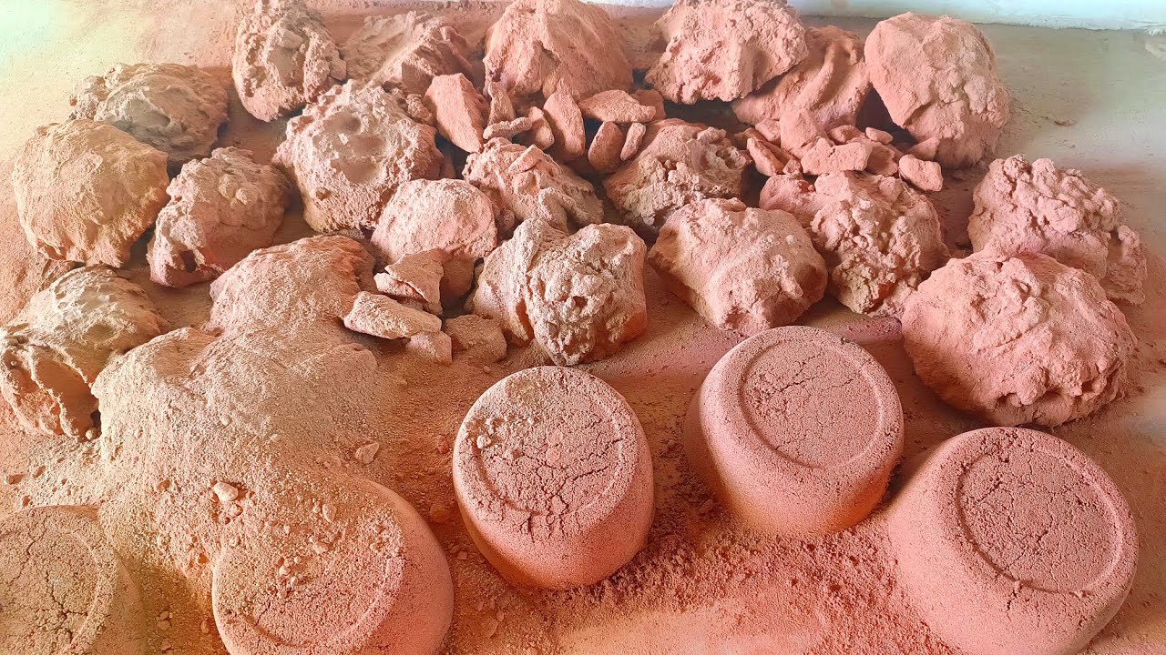 New ✅ Big Handmade Cookies Of Pure Red Dirt Bowls Dry Floor Crumbling 💦 Paste Pouring On Top