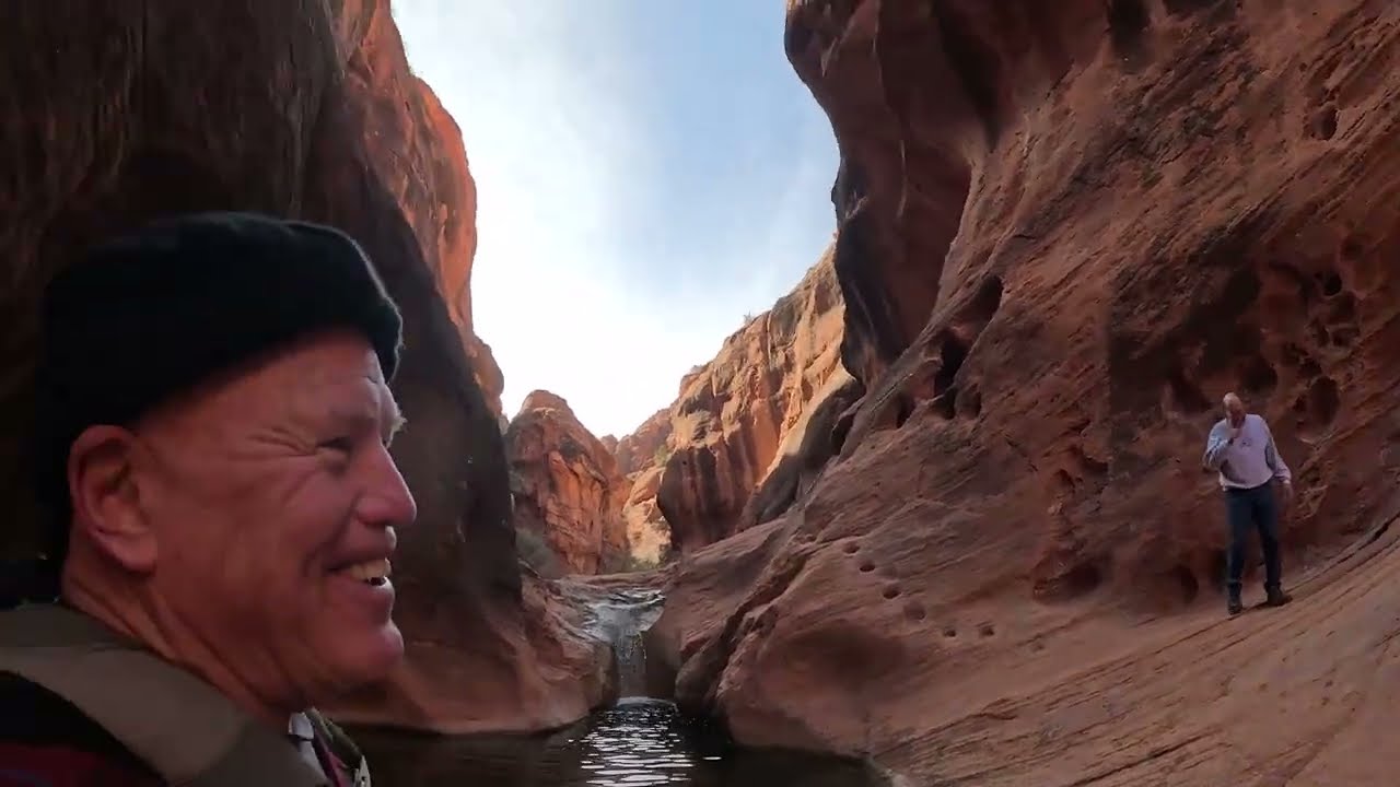 Red Reef Trail Southern Utah lost phone