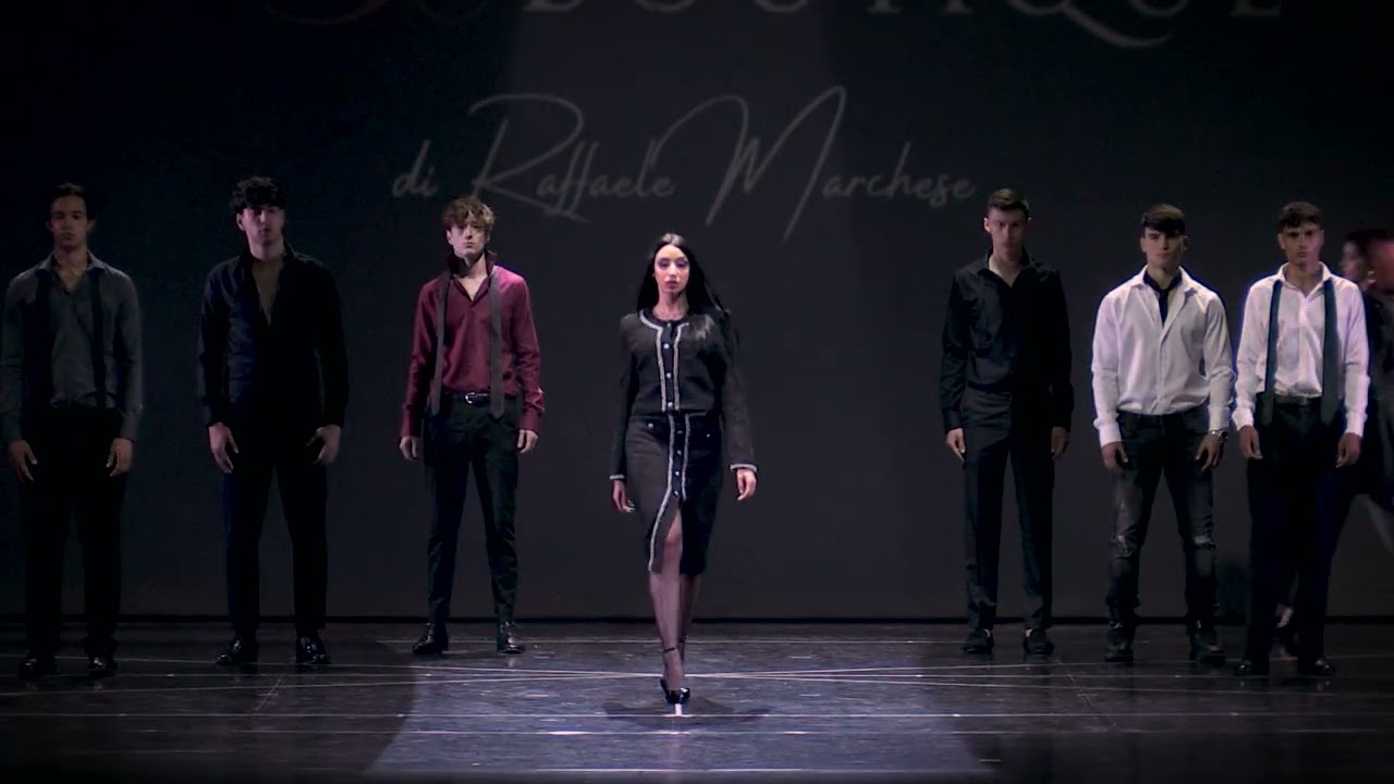 FASHION RUNWAY Fall-Winter Collection 24/25 