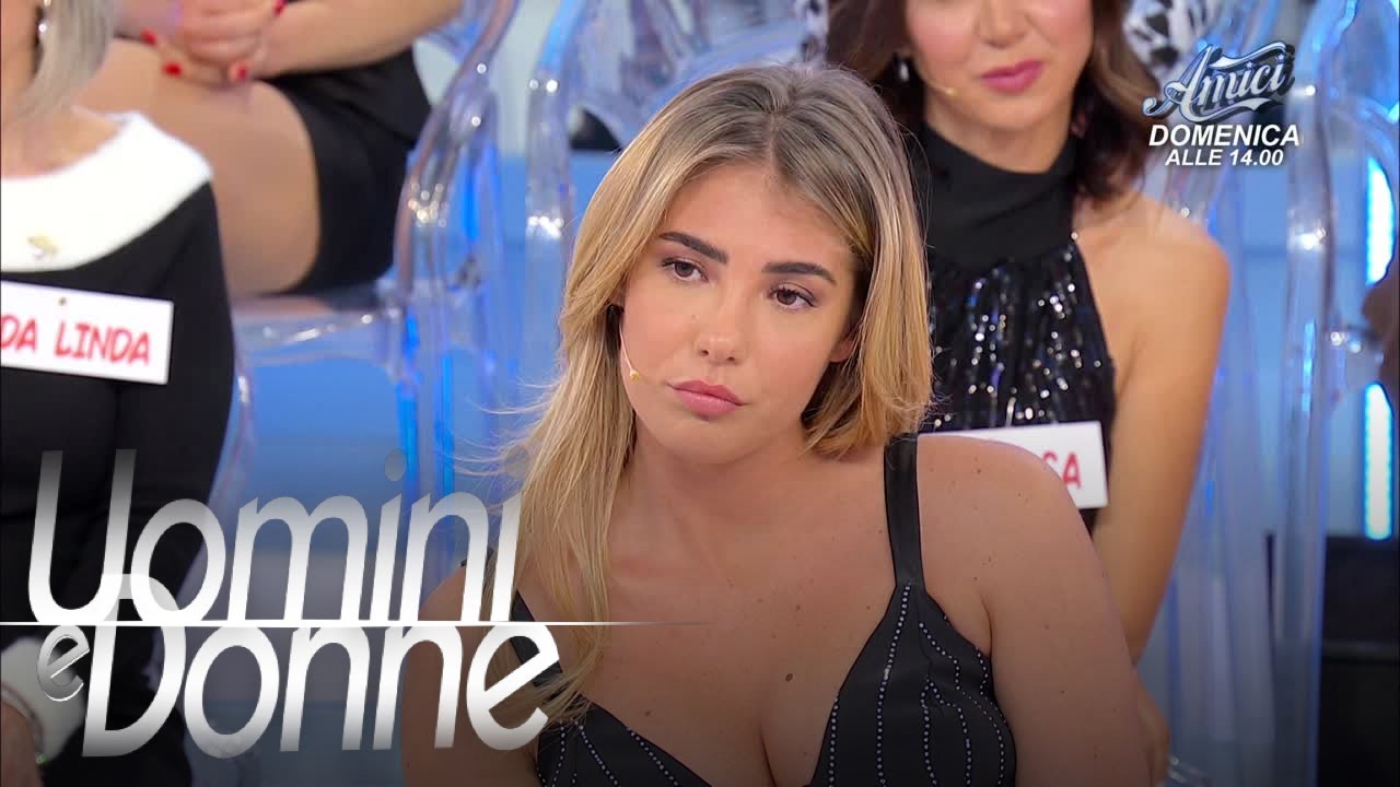 Uomini e Donne, Trono Classico - La reazione di Martina alle parole di Ciro e Gianmarco