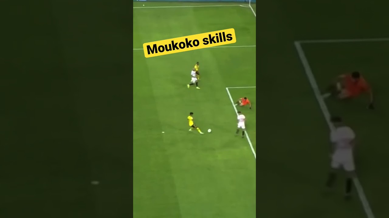 Moukoko skills