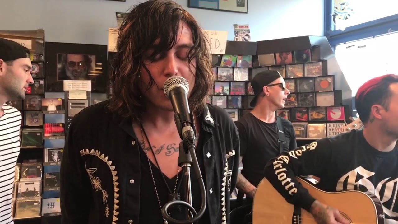 Sleeping with Sirens - "Roger Rabbit" Acoustic In-Store 9/17/17