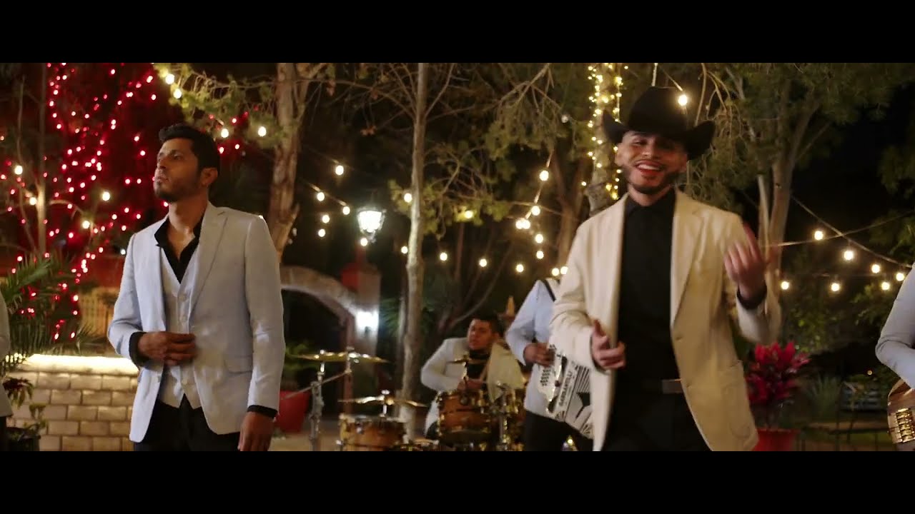 Bailando Bachata - Principez de la musica norte&ntilde;a x Los Contrabandistas