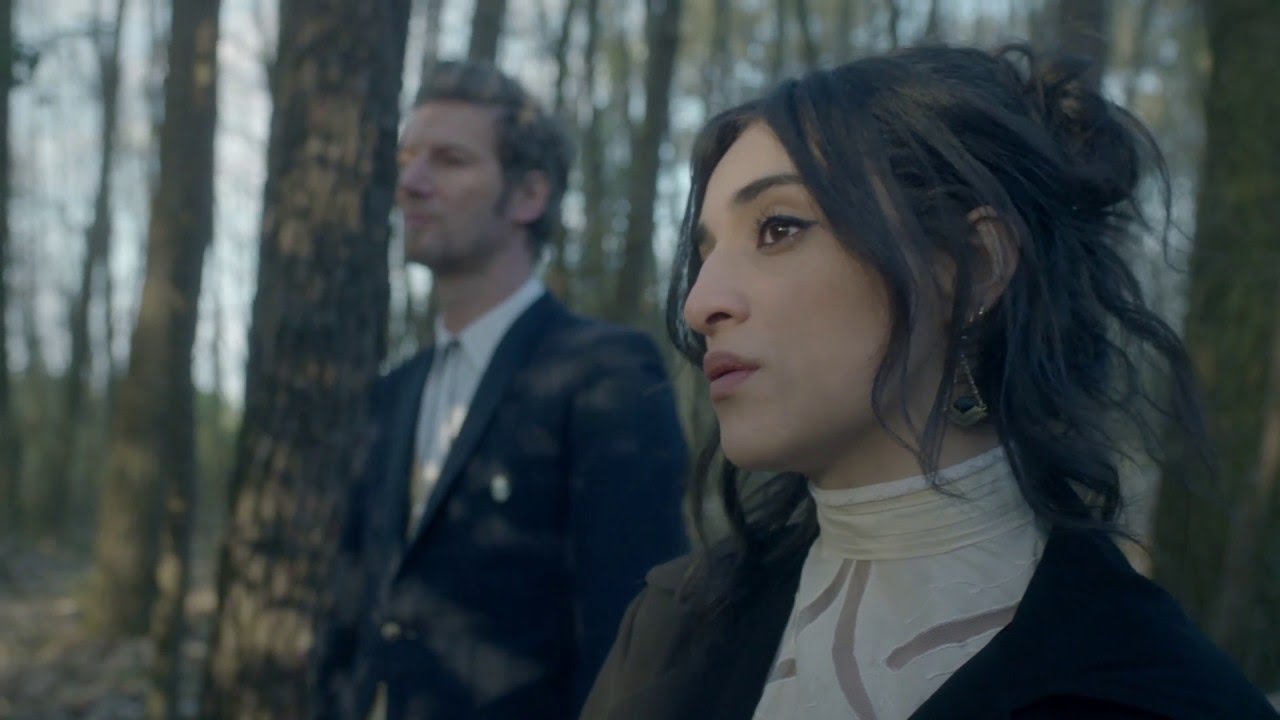 Bertrand Belin - Le mot juste (le beau geste) [avec Camélia Jordana]