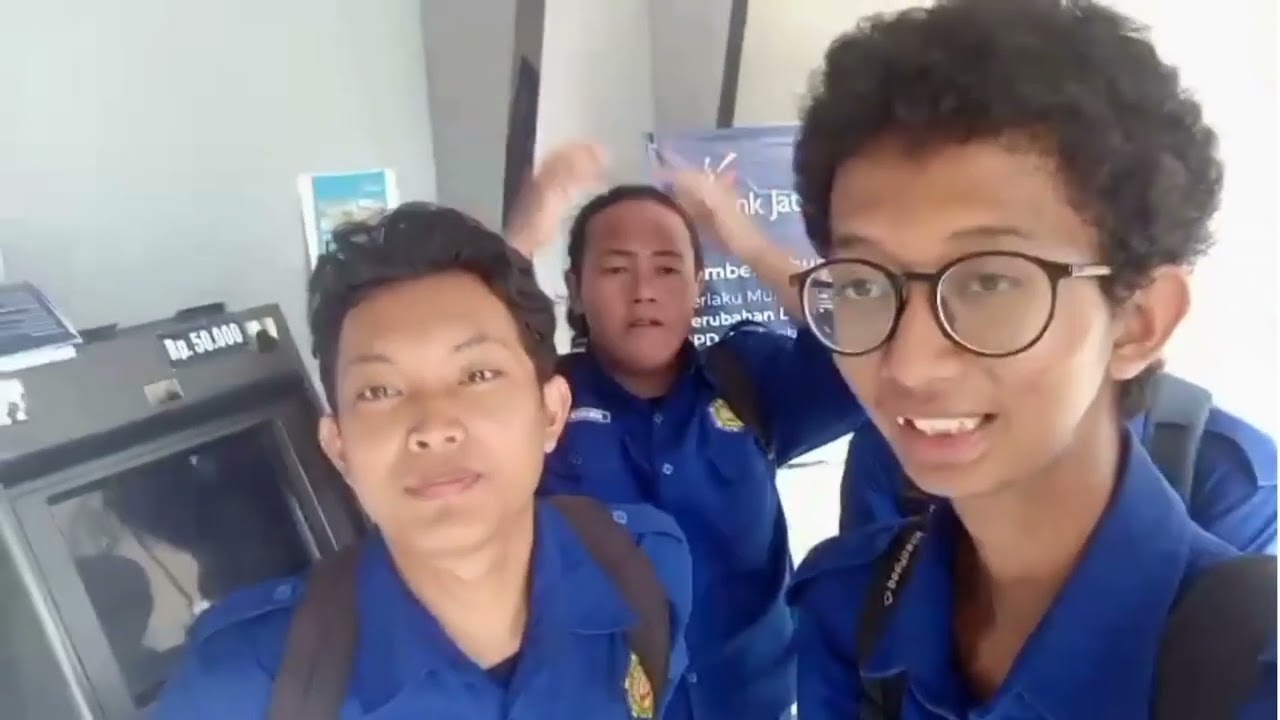 Penggantian Kapasitor AC OUTDOOR Gedung C&Penggantian AC OUTDOOR diruang ATM Bank Jateng Univ.Harkat