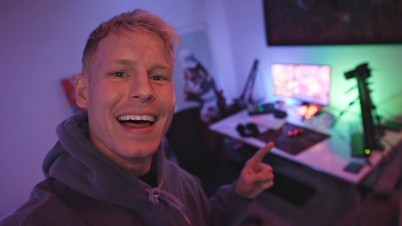 My Room & Gaming Setup at the FaZe House
