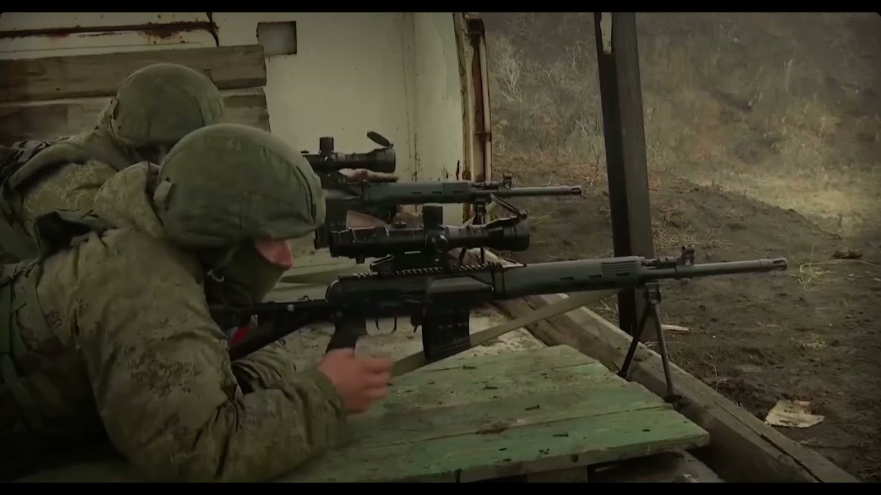 SVDK狙擊步槍 馬可洛夫手槍（СВДК Пистолет Макарова）