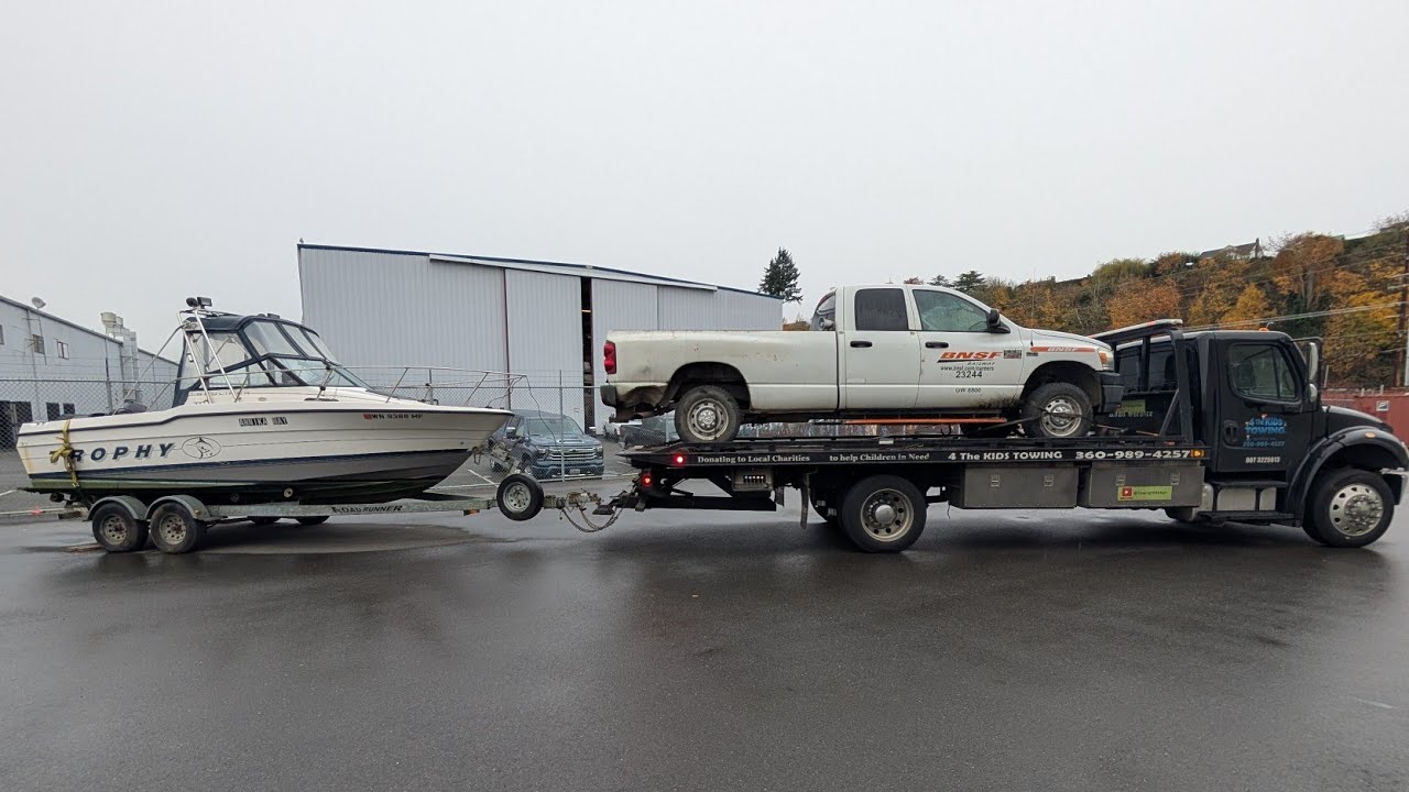 Эверетт, штат Вашингтон, за Ram 2500 и Bayliner!
