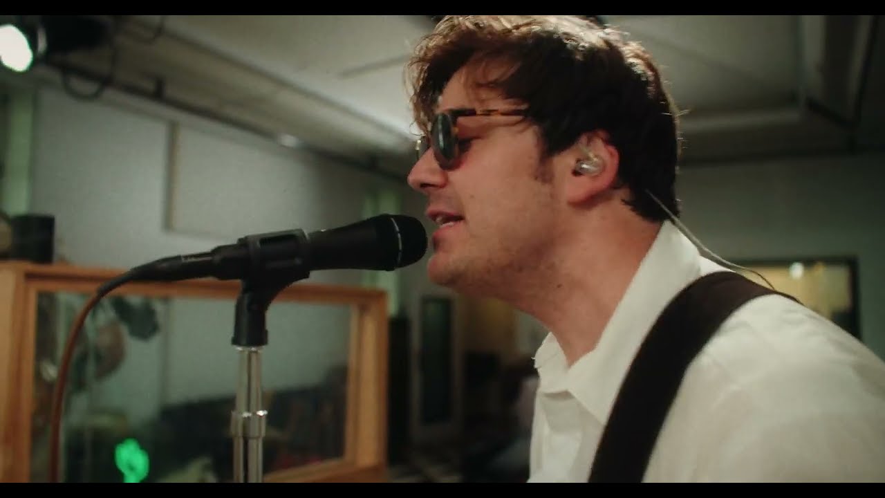 John Hollier - Feed the Flame (Official Music Video)