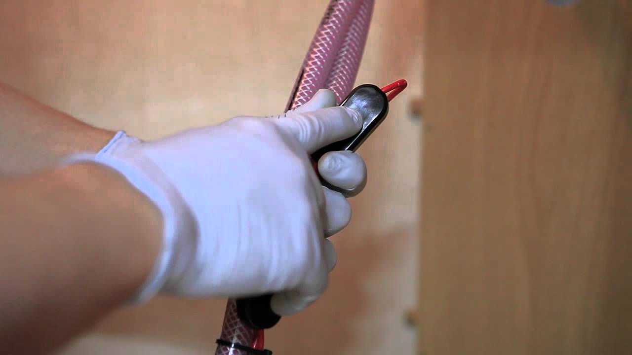 How to fill and bleed the system using the Alde service pump
