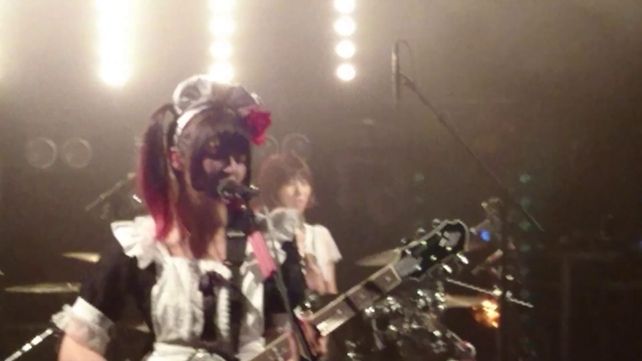 BAND-MAID : Introduction + REAL EXISTENCE  [Live au Trabendo, Paris - 23/06/2019]