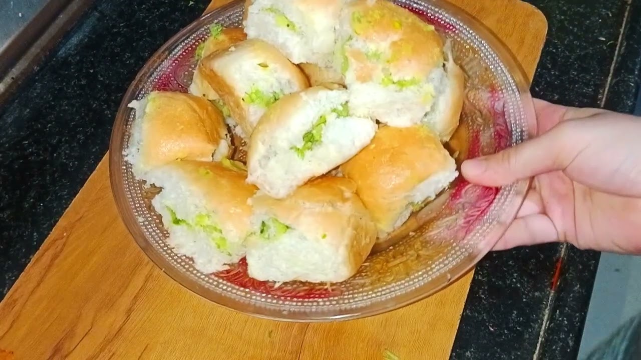 “Crispy Pav Pakoda Recipe | Perfect Street Style Snack at Home”