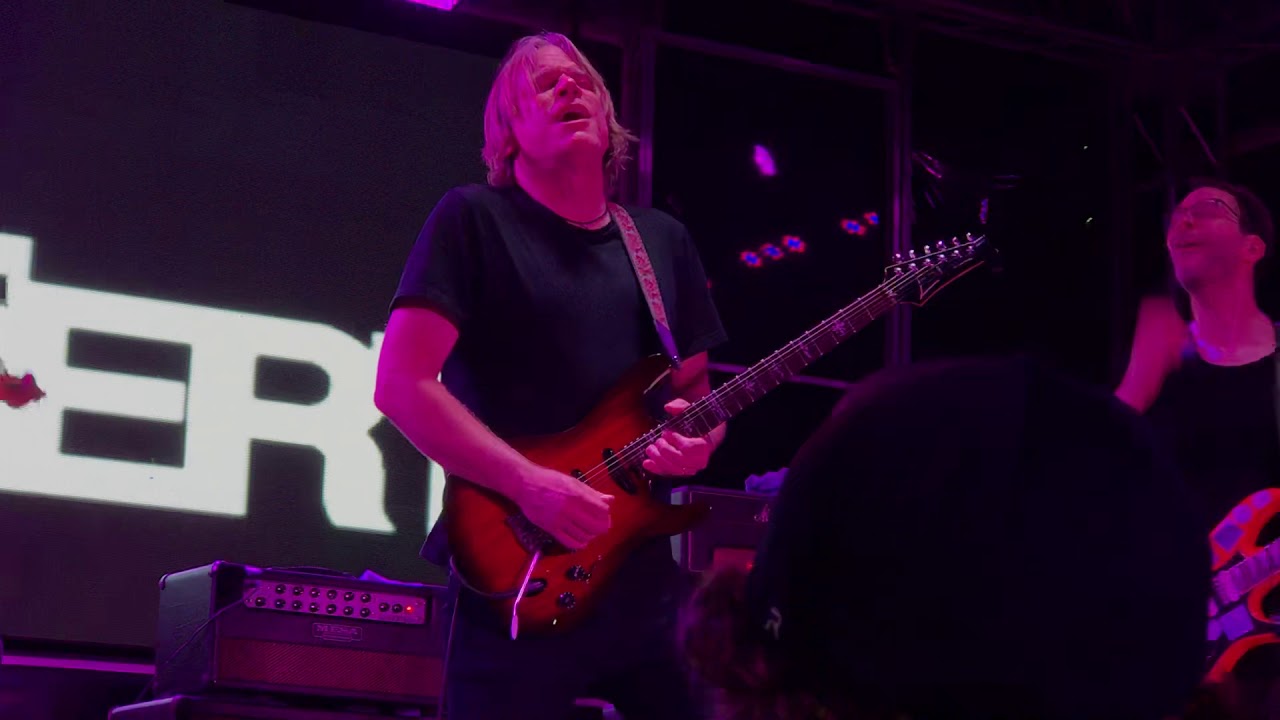 Paul Gilbert Andy Timmons dual guitar solo We Can Work It Out insane Jam Gas Monkey Dallas, TX