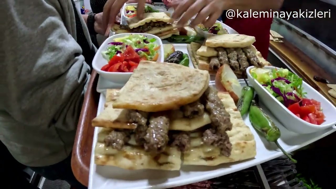 Burdur'da şiş köfte yenilir