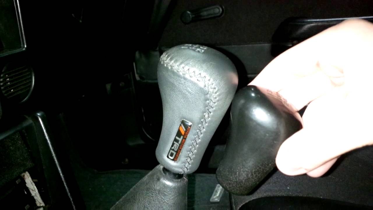 TRD leather shift knob VS Stock on the AE86