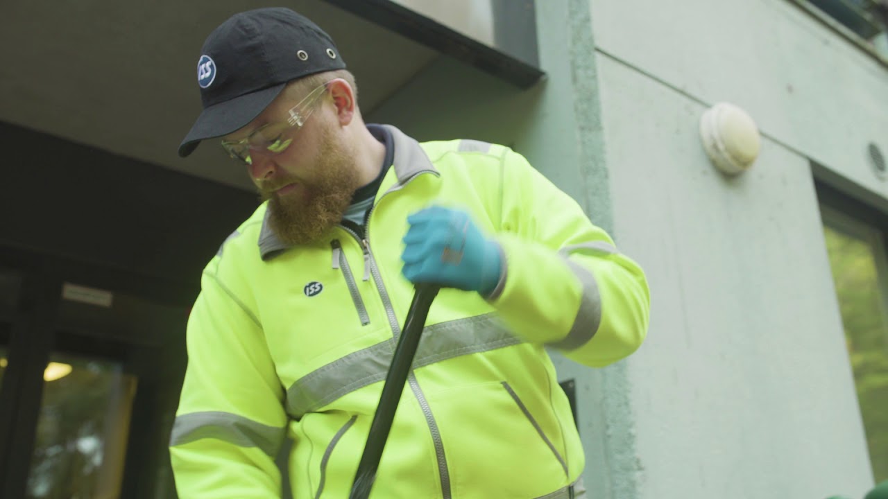 Huolehdin kiinteistöstä, kuin se olisi Minun taloni – Kiinteistönhoitaja Aleksi