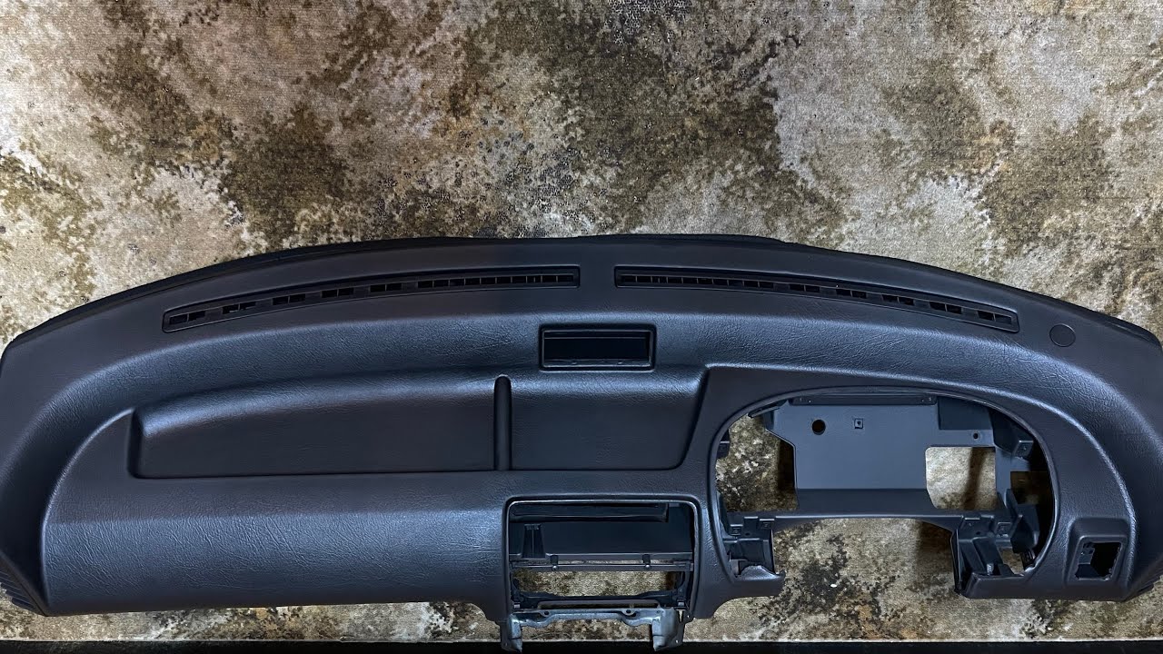 87-91 Honda 3Gen Prelude - (removal) Cluster, Dashboard removal & respray