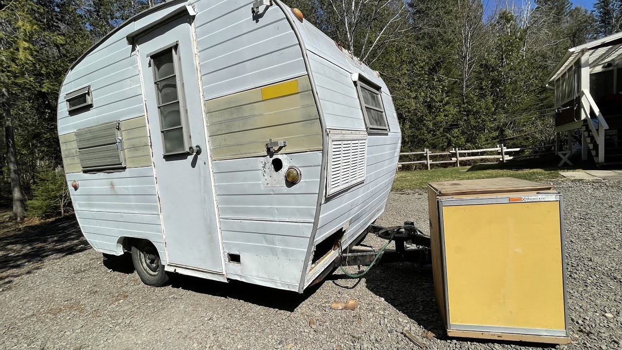 Fixing the camper: Asbestos! Fridge install, did we say asbestos? EP9