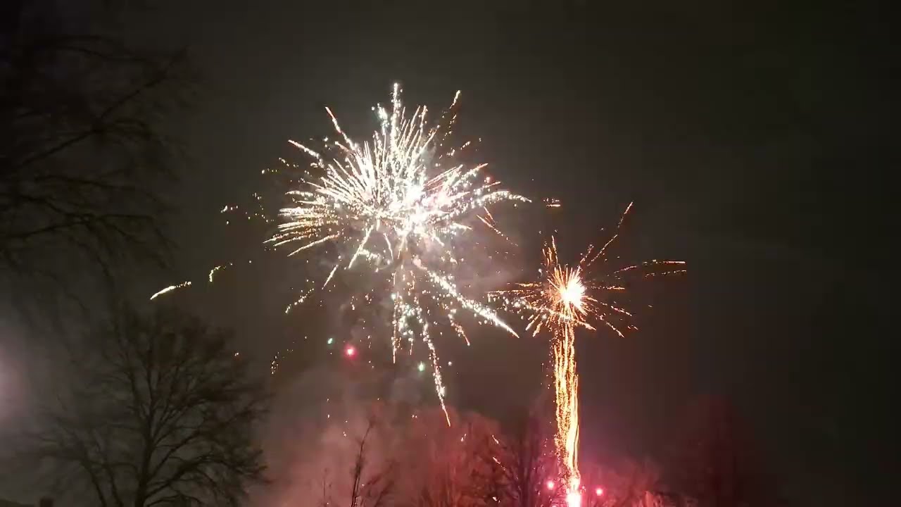 Weergaloze VUURWERKSHOW ENSCHEDE 2026