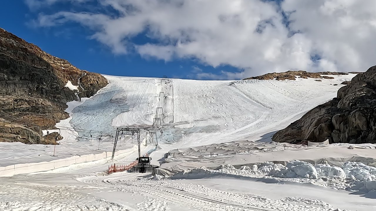 From Hardangerfjord up to Folgefonna glacier and back down again | Norwegian scenic bike ride