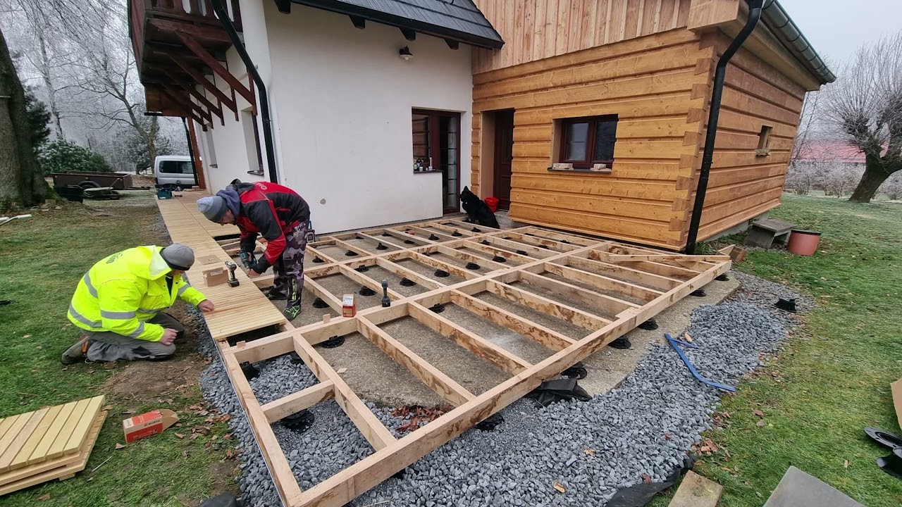 Akátová terasa – funkční a stylové řešení pro váš dům